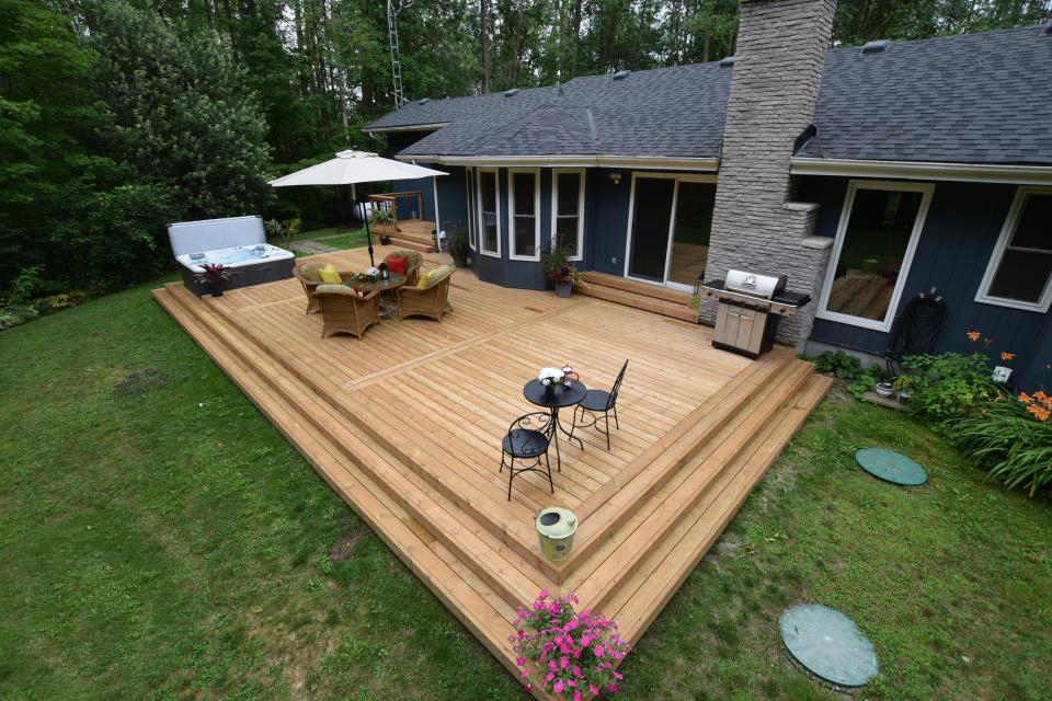 Deck with stairs