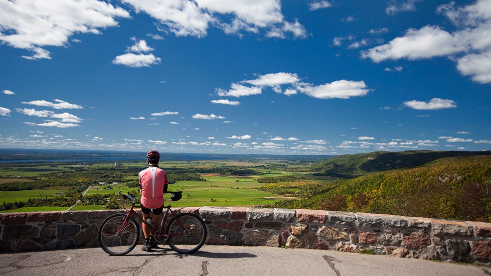 10 Reasons Why You Should Relocate to Ottawa - Champlain Lookout at Gatineau Park