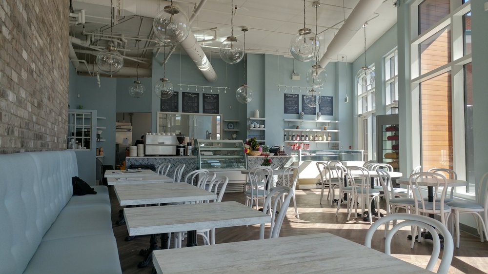10 Reasons Why You Should Relocate to Ottawa - Stella Luna Gelato Cafe
