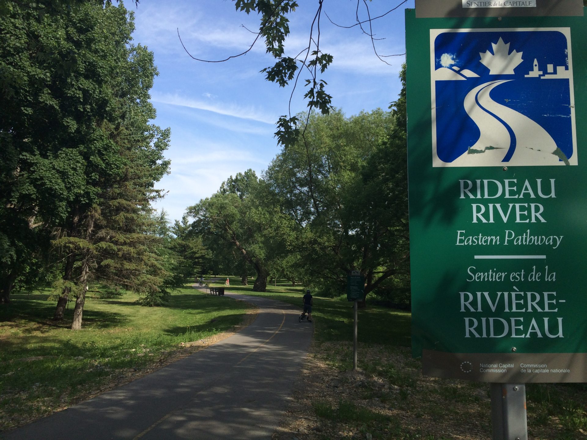 Rideau River Eastern Pathway