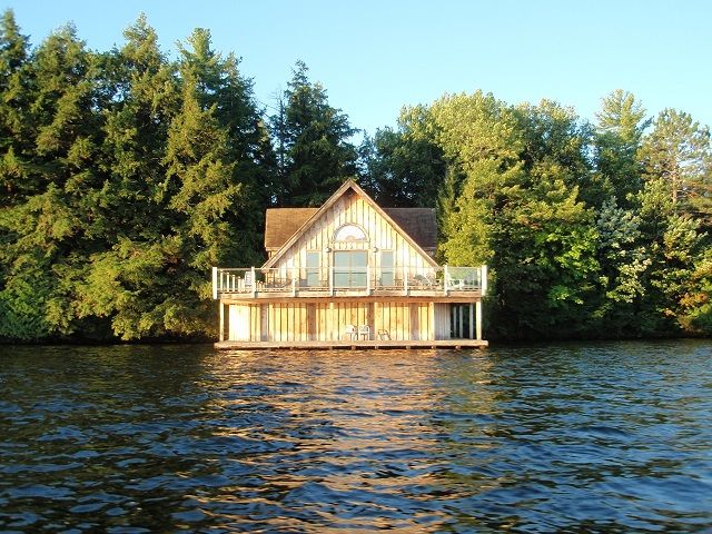 9 Tips for purchasing a waterfront property