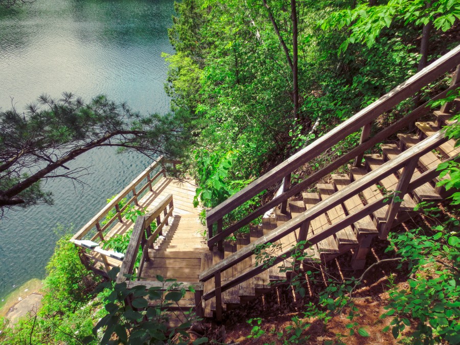 Pink Lake Trail