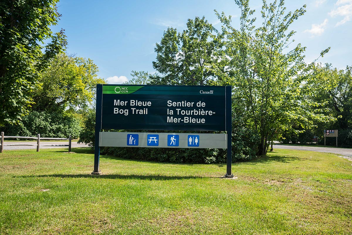 Mer Bleue Bog Trail Sign at Parking lot