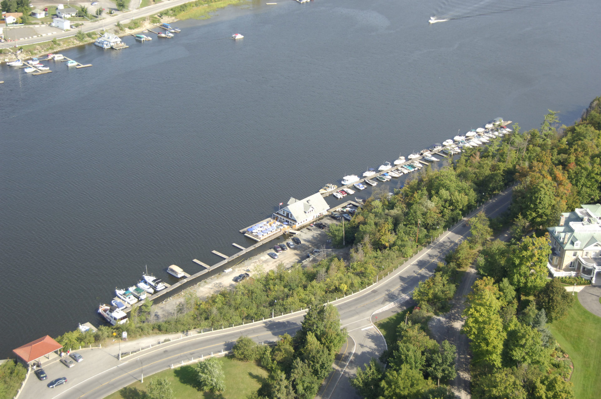 Rideau River Eastern Pathway along the Ottawa River