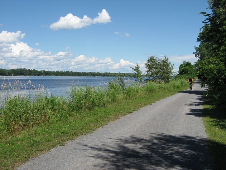 Rideau River Eastern Pathway along the Ottawa River