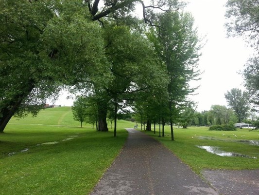 Rideau River Eastern Pathway