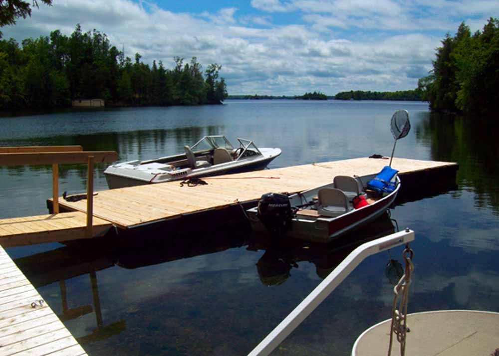 Rideau Lakes Resort - 10 Awesome Places to Stay Along the Rideau