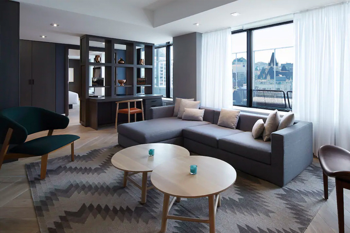 Andaz Presidential Suite - Luxury Hotel