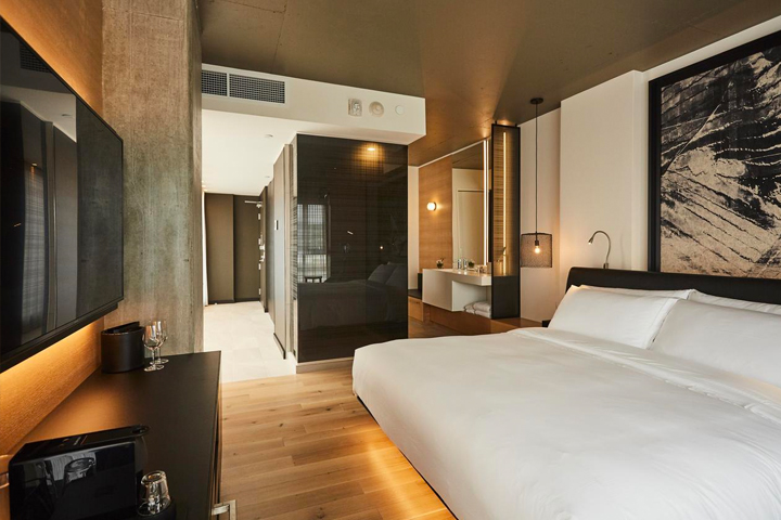 Le Germain Hotel - Luxury Hotel