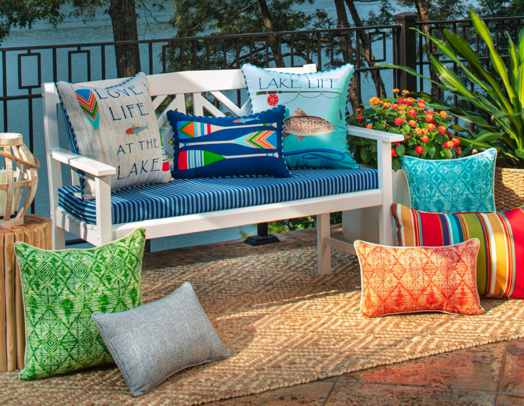 Outdoor Throw Pillows