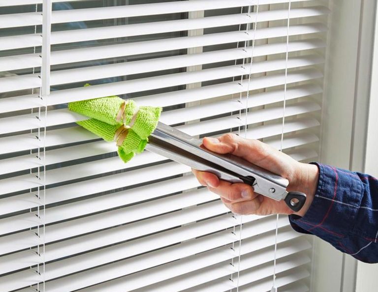 Cleaning Blinds